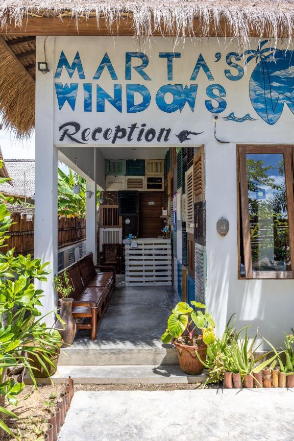 ホテル Martas Windows Kuta  エクステリア 写真